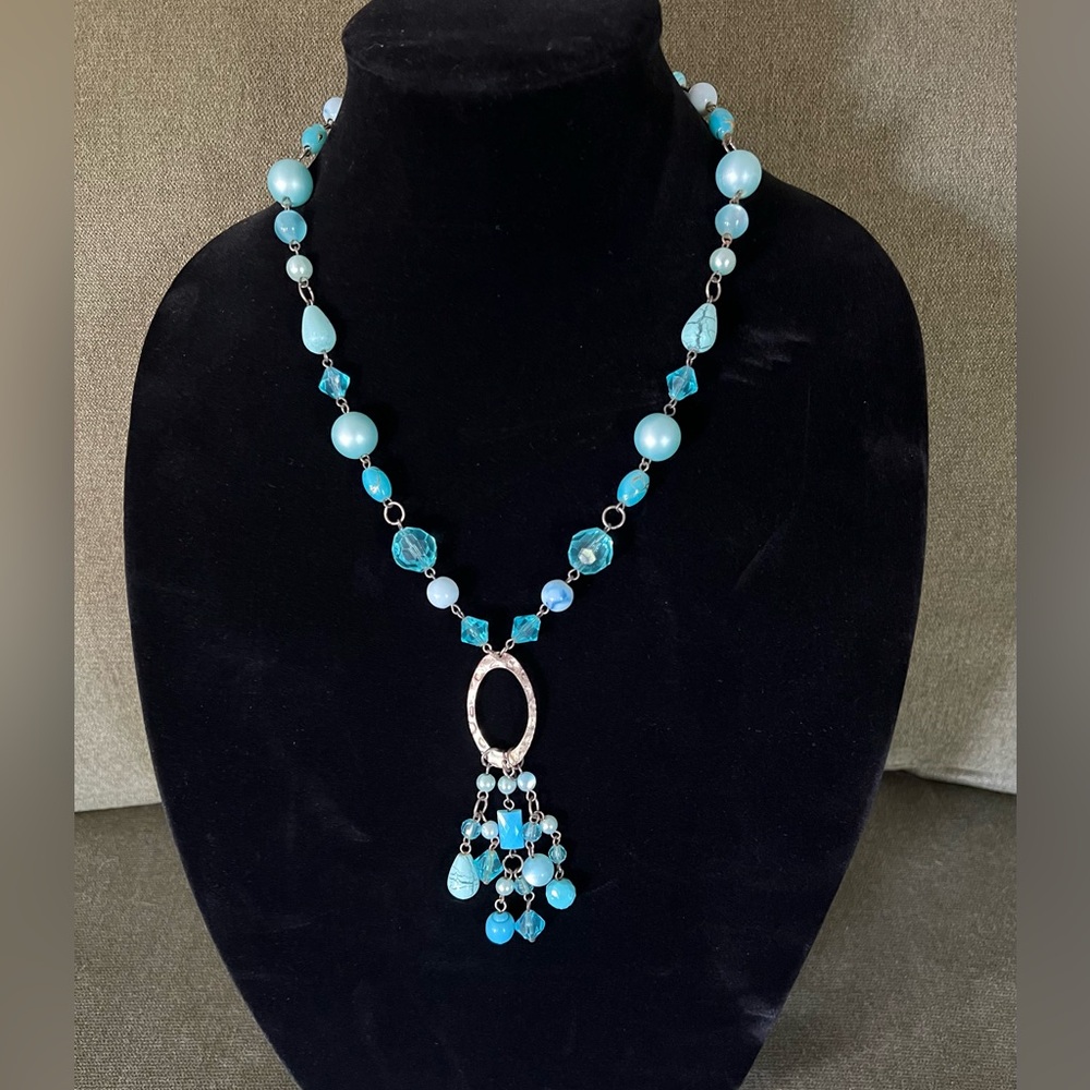 Elegant Blue Beaded Necklace